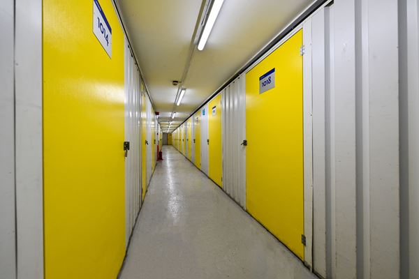 Affordable storage units in Acton