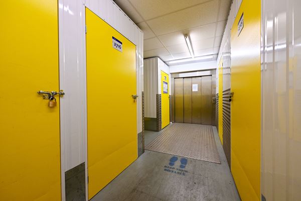 Multiple types of storage units available in Balham