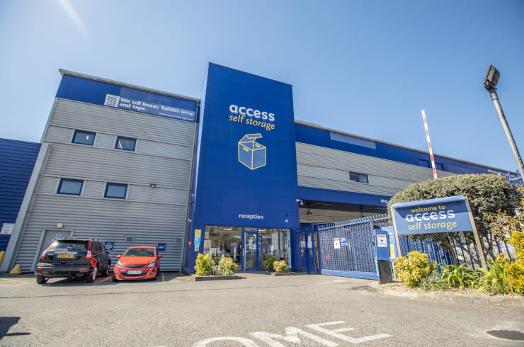 Access Self Storage Battersea - building