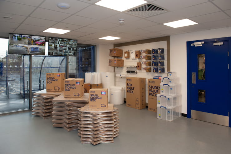 Access Self Storage Brentford - packaging
