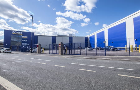 Access Self Storage Bristol - car park