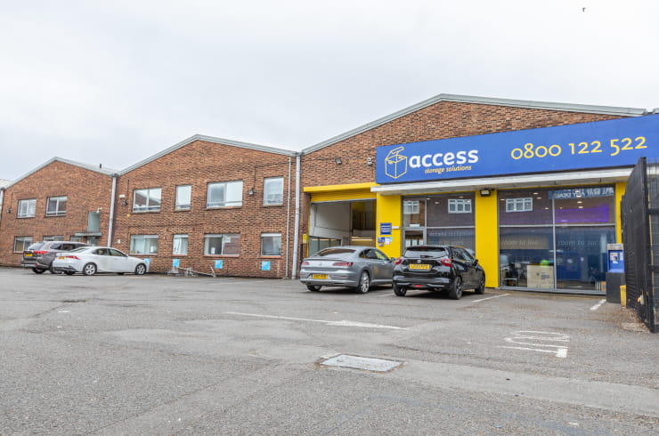 Access Self Storage Hanwell - building