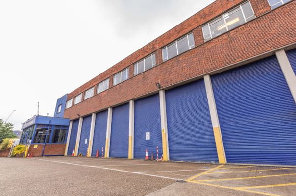 Access Self Storage Hayes - drive up units