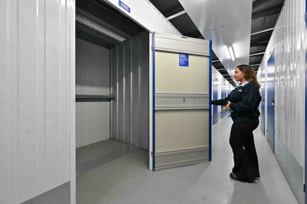 Our spacious and affordable storage units in Hemel Hempstead
