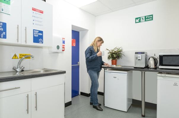 access-offices-hornsey-kitchen