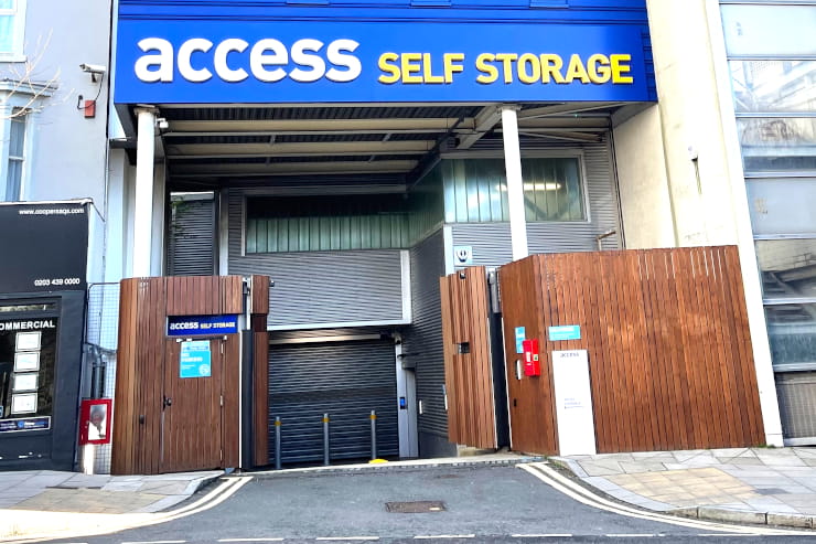Access Self Storage Kings Cross - entrance