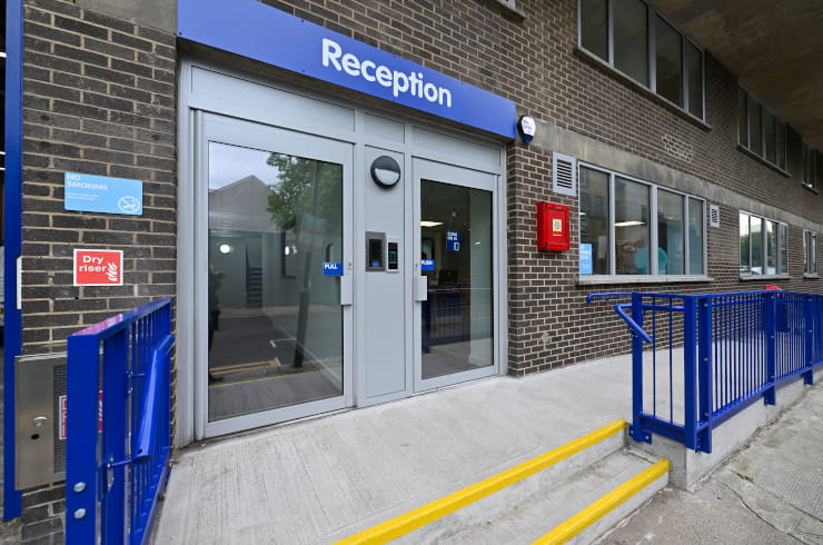 Access Self Storage Kings Cross Entrance