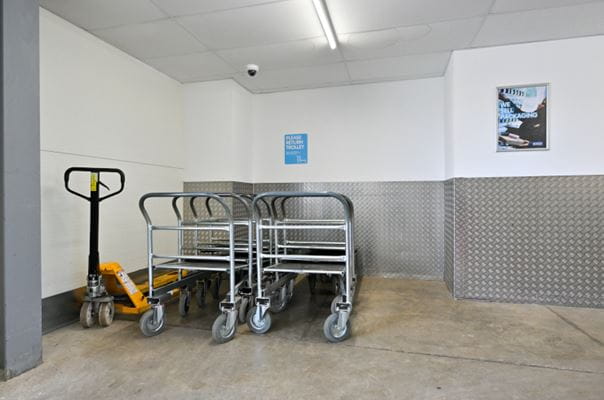 Free Use of Trolleys