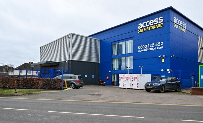 Front of the Access Self Storage St Albans store