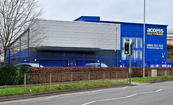 Front of the Access Self Storage St Albans store