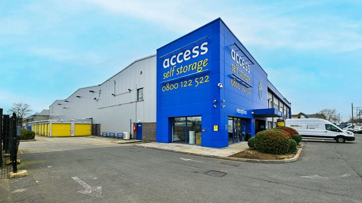 Store front of our secure storage facility in Sunbury