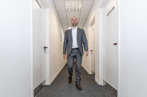 Access Self Storage Office Space in Twickenham - Bright and Spacious Corridor