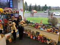 Donating Christmas gifts Reading
