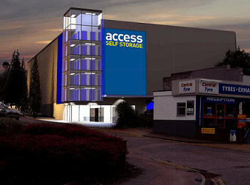 Hemel Hempstead store at night