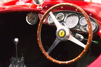 Classic Ferraris dashboard