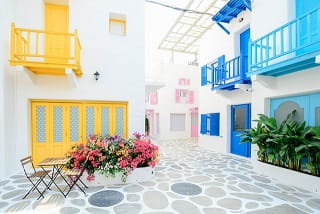colourful courtyard between apartments