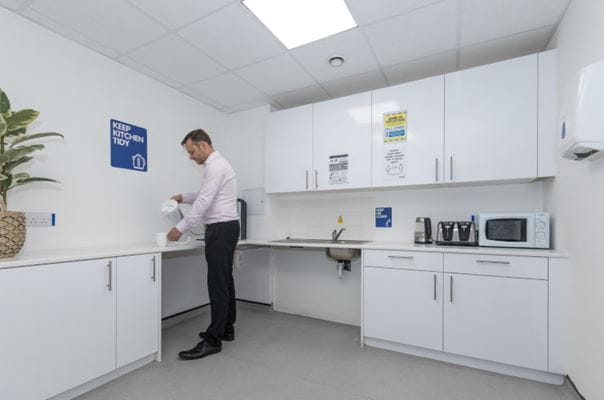 Access Offices Charlton - kitchen